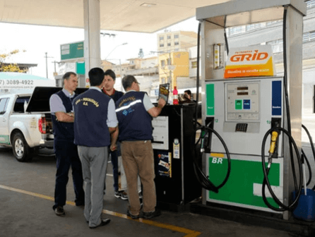 Quais os maiores prejuízos de abastecer o veículo com combustível adulterado?